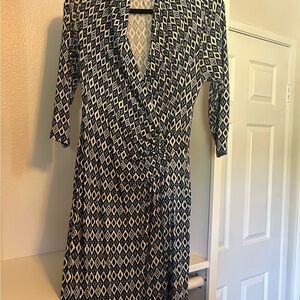 Elegant Black and White Geometric Wrap Dress